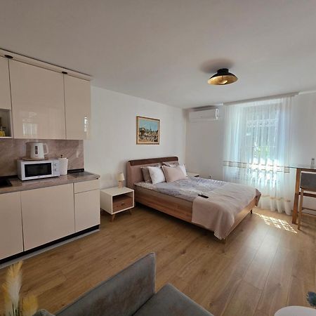 Apartman En SJJ Exteriör bild